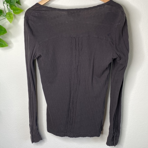 VOLCOM Long Sleeve Top - Picture 6 of 12